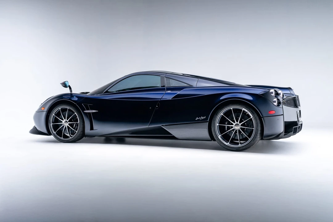 2014 Pagani Huayra - Image 30 of 31