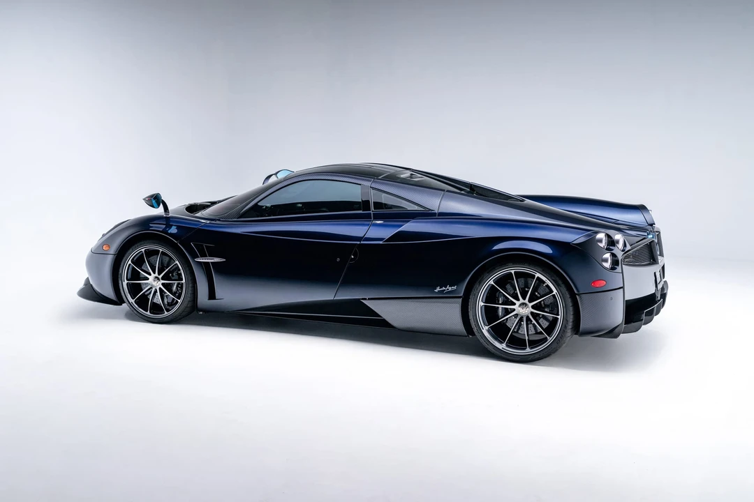 2014 Pagani Huayra - Image 29 of 31