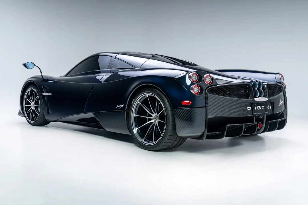 2014 Pagani Huayra - Image 27 of 31