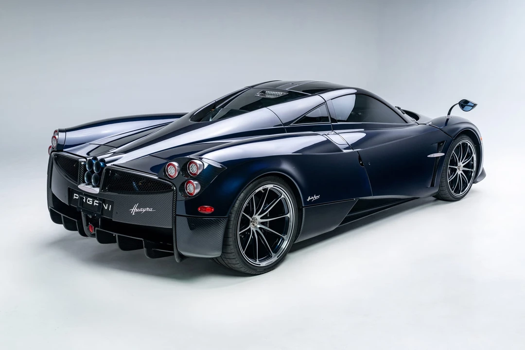 2014 Pagani Huayra - Image 18 of 31