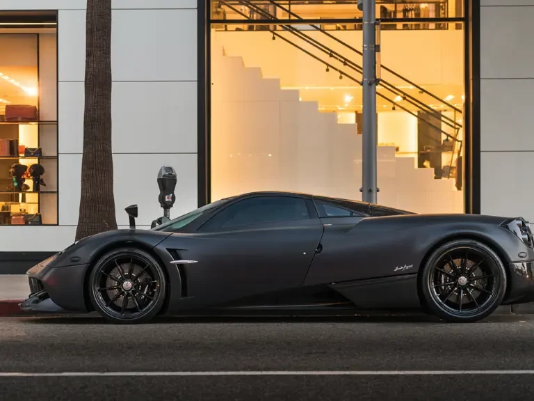 2014 Pagani Huayra - Image 6 of 31