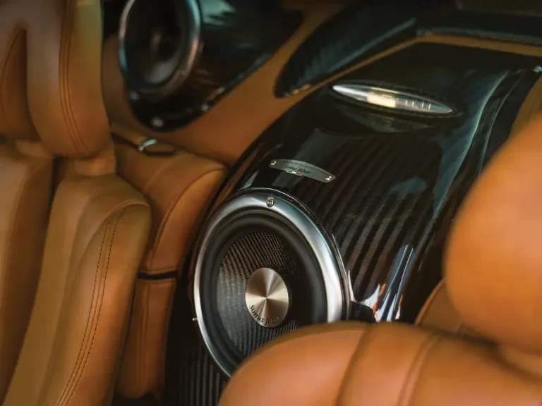 2014 Pagani Huayra - Image 15 of 31