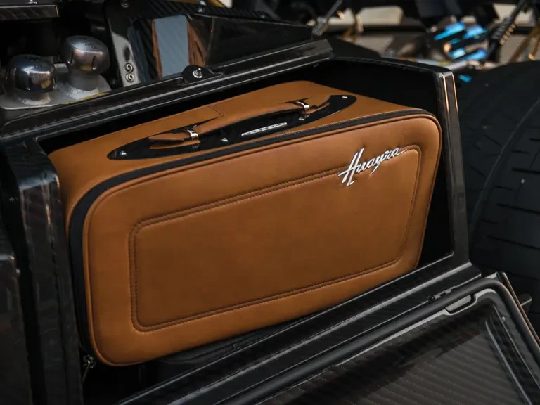 2014 Pagani Huayra - Image 30 of 31