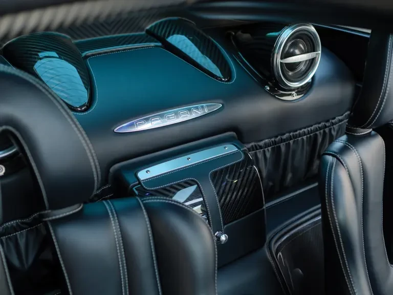 2014 Pagani Huayra - Image 18 of 31