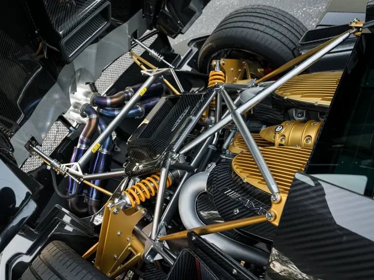 2014 Pagani Huayra - Image 4 of 31
