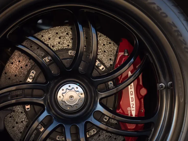 2014 Pagani Huayra - Image 23 of 31