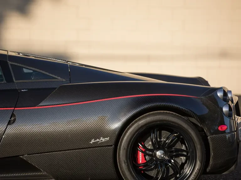 2014 Pagani Huayra - Image 27 of 31