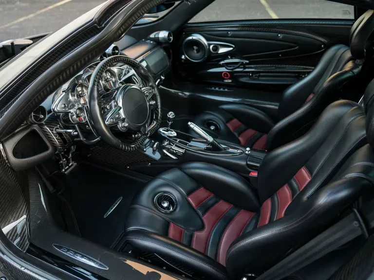2014 Pagani Huayra - Image 5 of 31