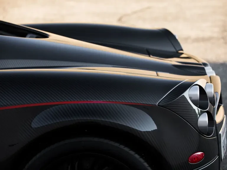 2014 Pagani Huayra - Image 26 of 31