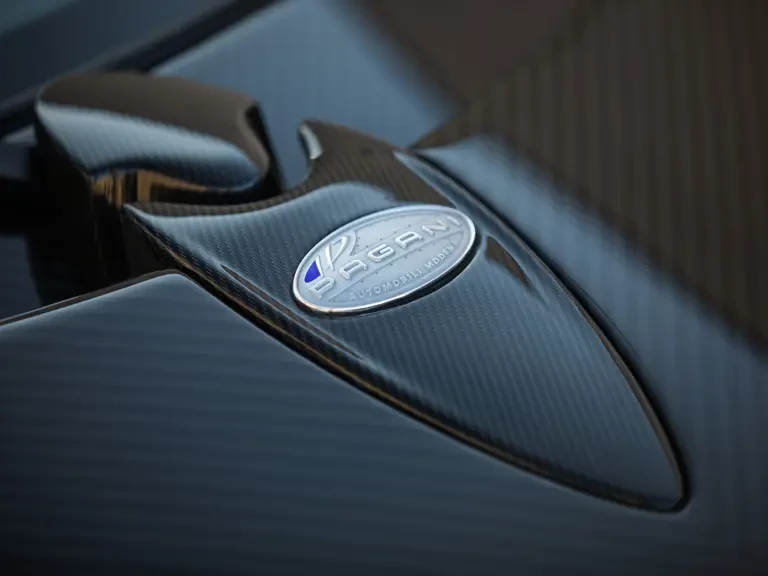 2014 Pagani Huayra - Image 17 of 31