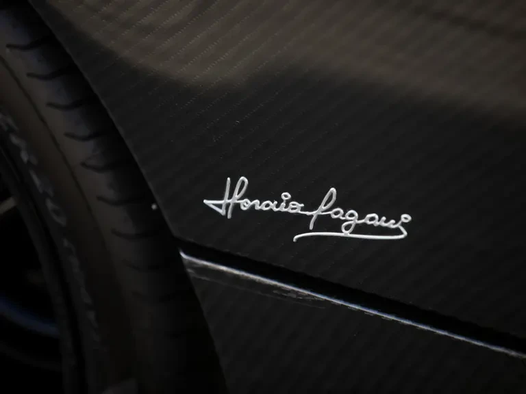 2014 Pagani Huayra - Image 15 of 31