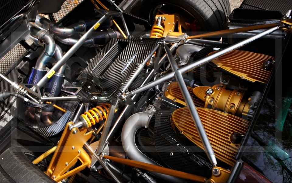 2014 Pagani Huayra - Image 19 of 25