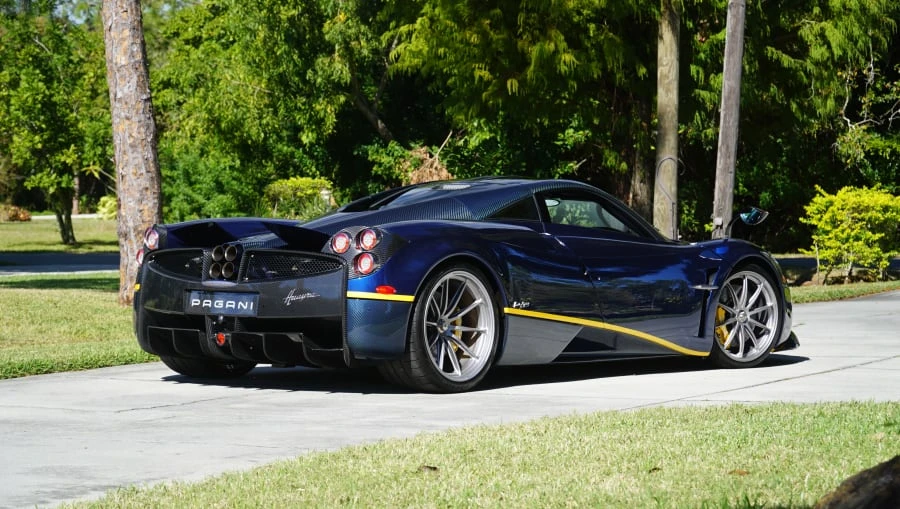 2014 Pagani Huayra - Image 21 of 31