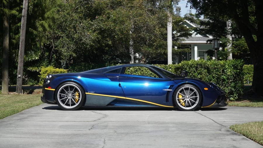 2014 Pagani Huayra - Image 29 of 31