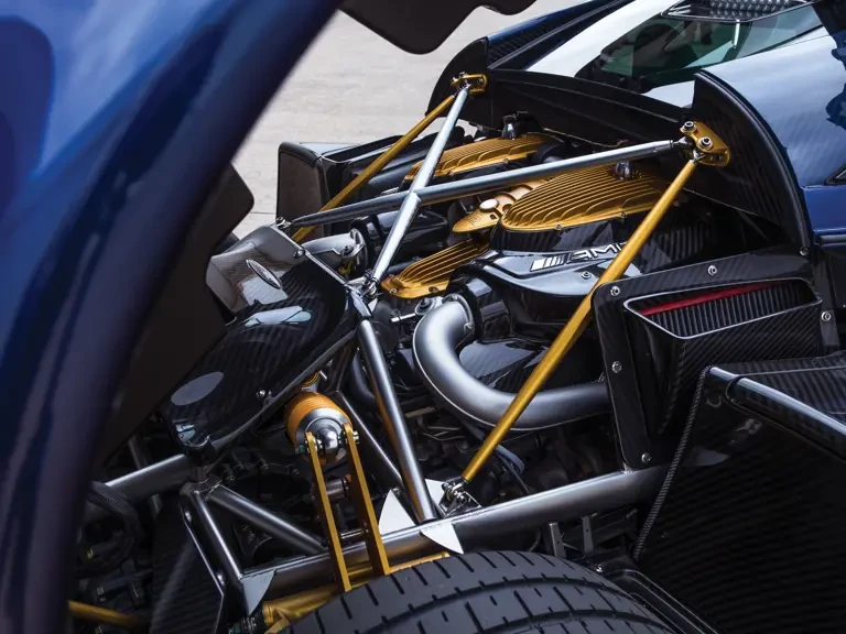 2014 Pagani Huayra - Image 4 of 31