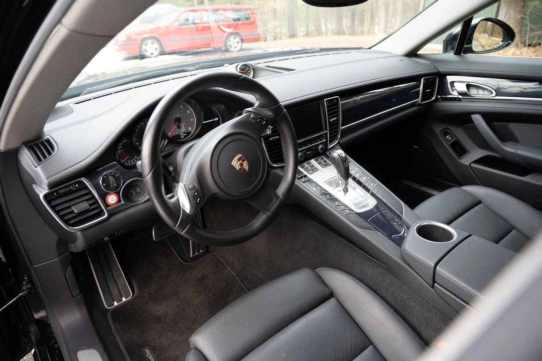 2014 Porsche 970 Panamera 4S - Image 6 of 17