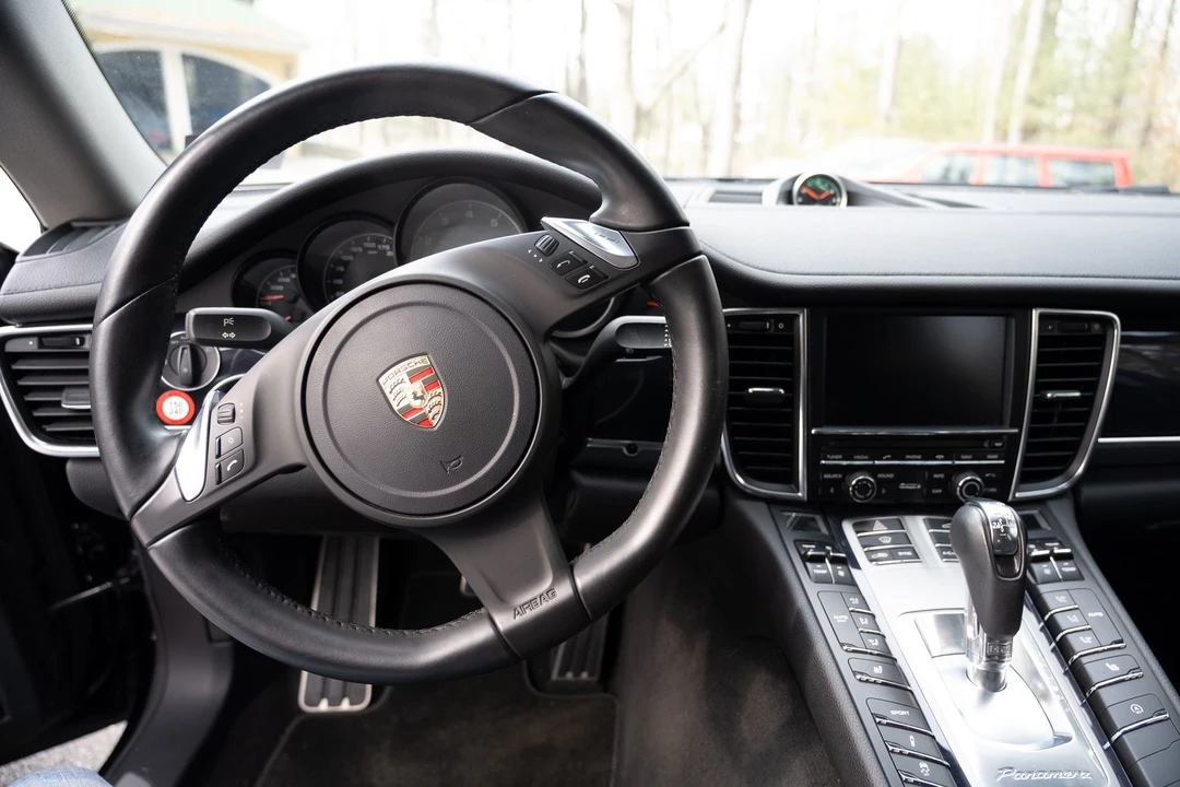 2014 Porsche 970 Panamera 4S - Image 8 of 17