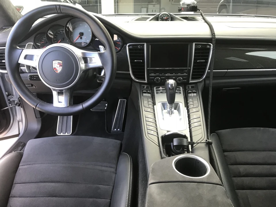 2014 Porsche 970 Panamera GTS - Image 9 of 13