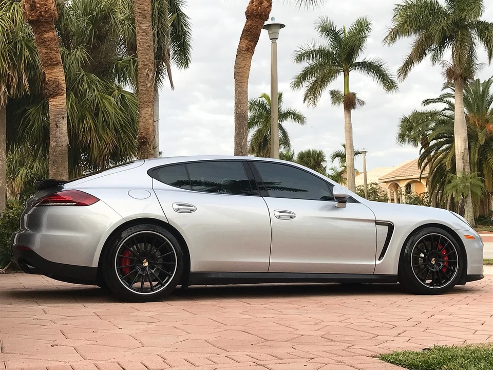 2014 Porsche 970 Panamera GTS - Image 5 of 13