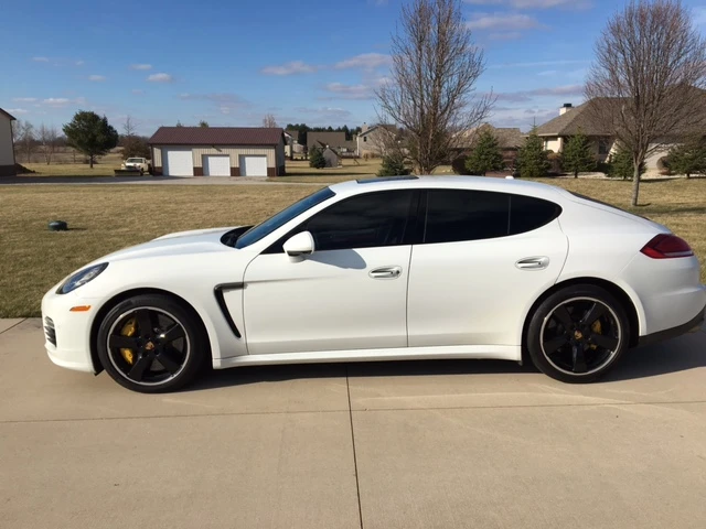2014 Porsche 970 Panamera - Image 2 of 16