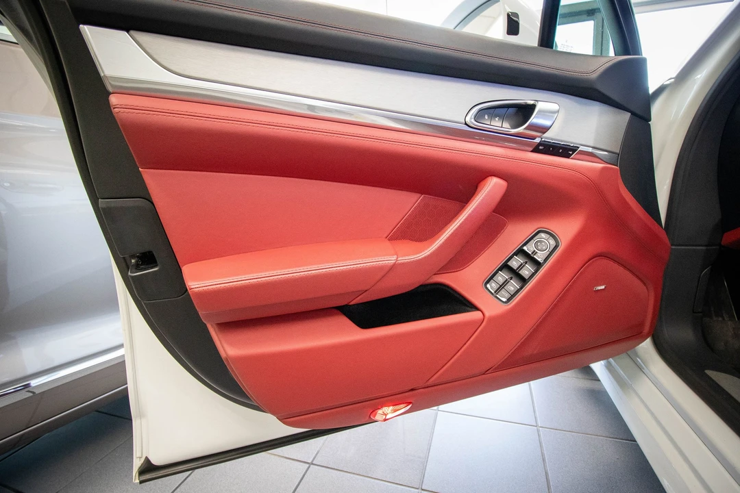 2014 Porsche 970 Panamera Turbo - Image 10 of 14