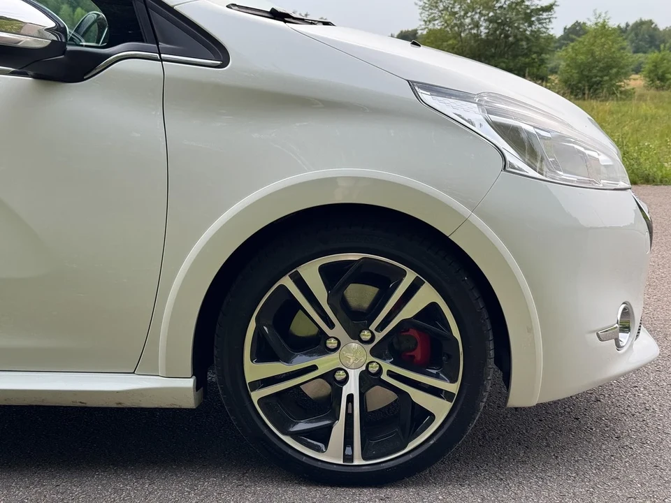 2014 Peugeot - Image 14 of 30