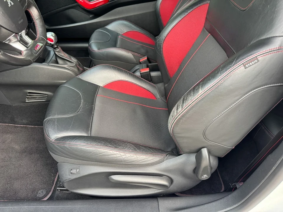 2014 Peugeot - Image 20 of 30