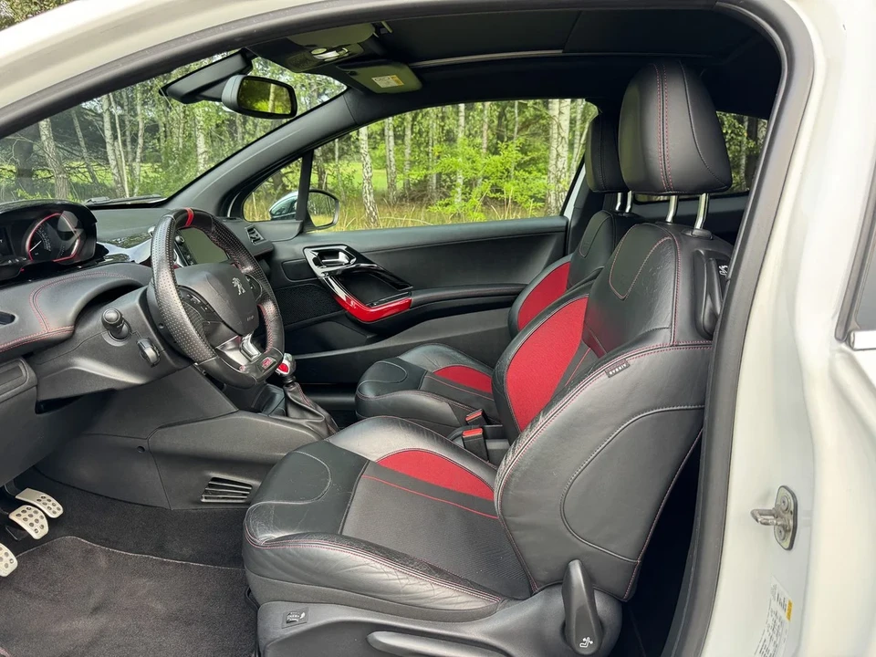 2014 Peugeot - Image 21 of 30