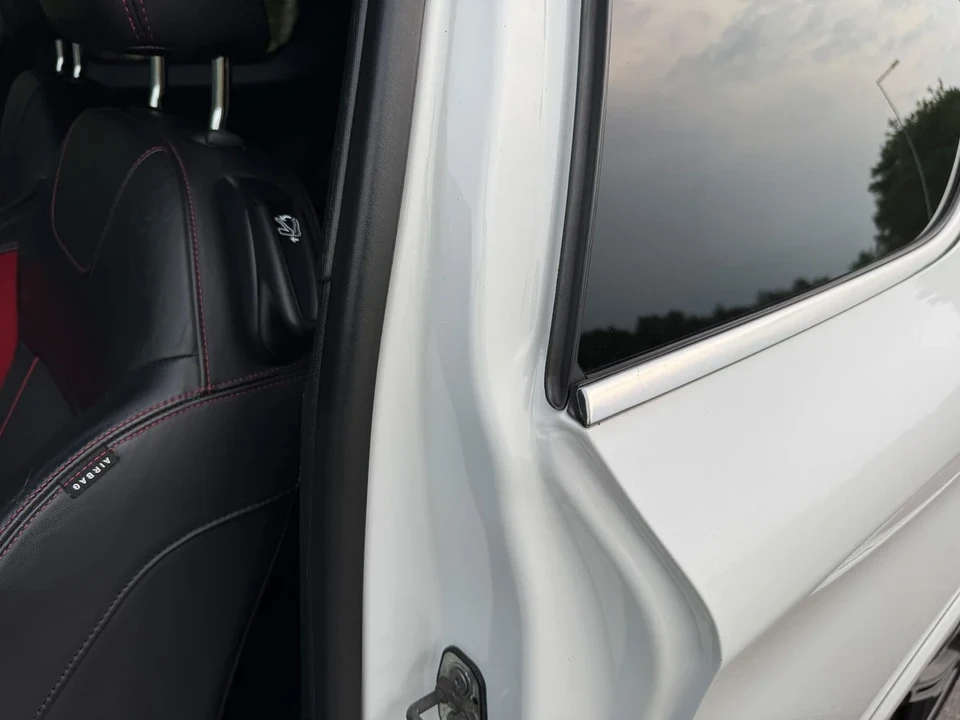 2014 Peugeot - Image 23 of 30