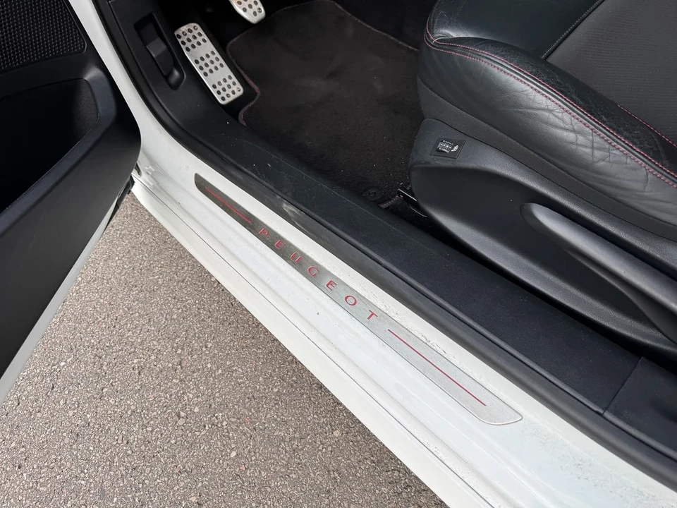 2014 Peugeot - Image 29 of 30