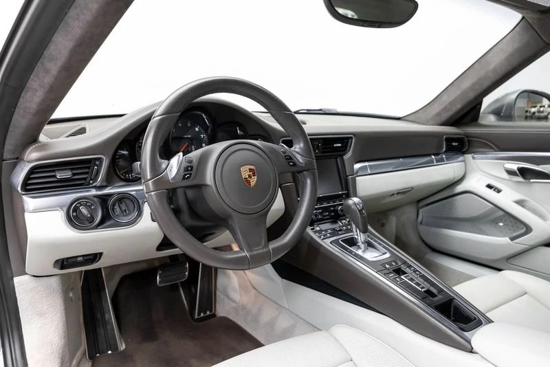 2014 Porsche 991 Carrera - Image 19 of 20