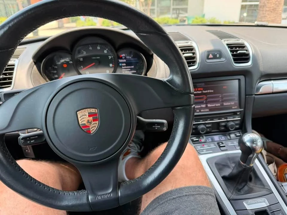 2014 Porsche 981 Boxster - Image 2 of 2