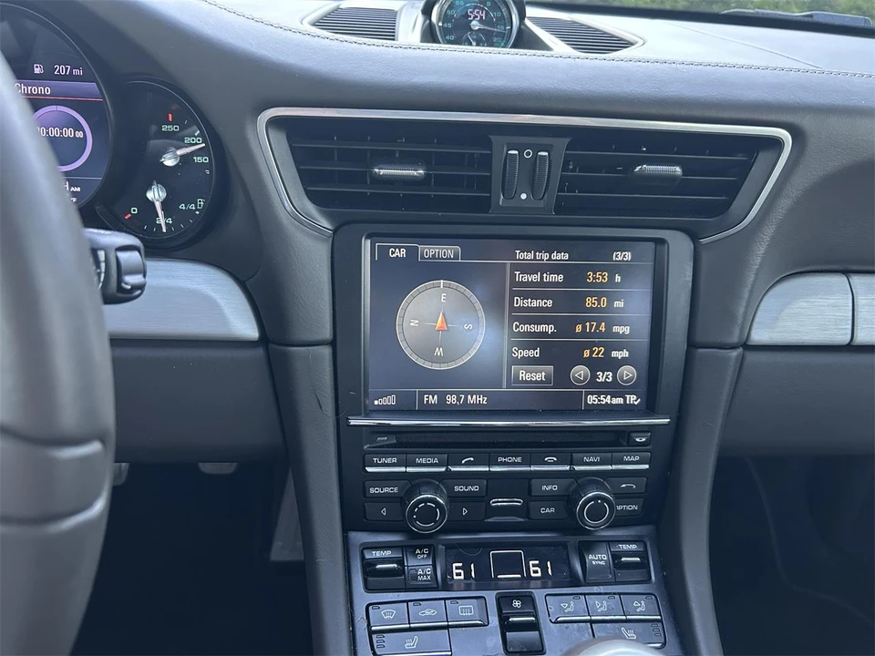 2014 Porsche 991 Carrera - Image 9 of 19