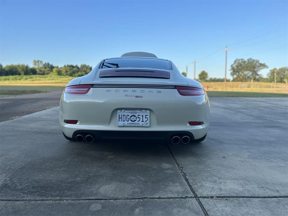 2014 Porsche 991 Carrera - Image 11 of 19