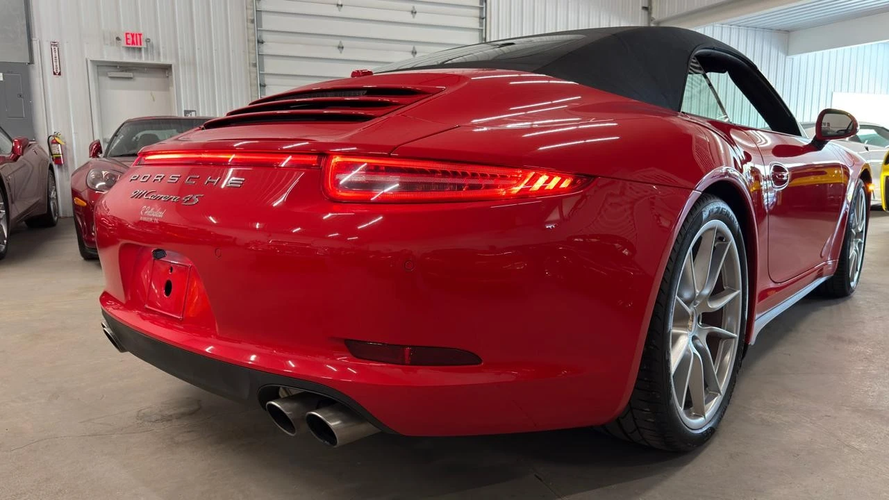 2014 Porsche 991 Carrera 4S - Image 17 of 31