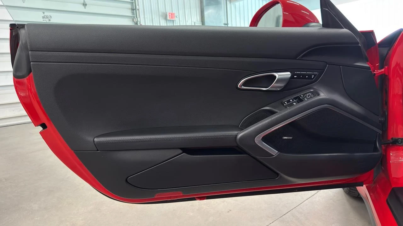 2014 Porsche 991 Carrera 4S - Image 29 of 31