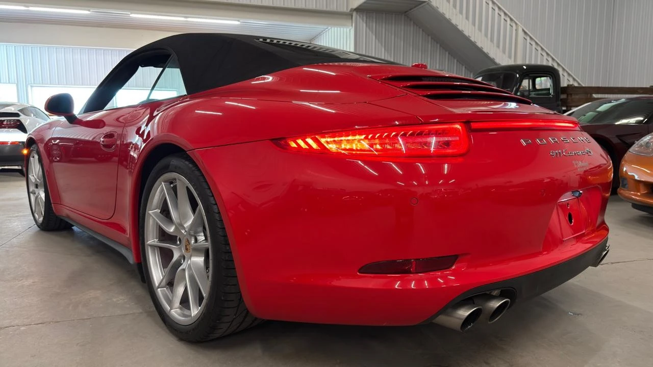 2014 Porsche 991 Carrera 4S - Image 16 of 31
