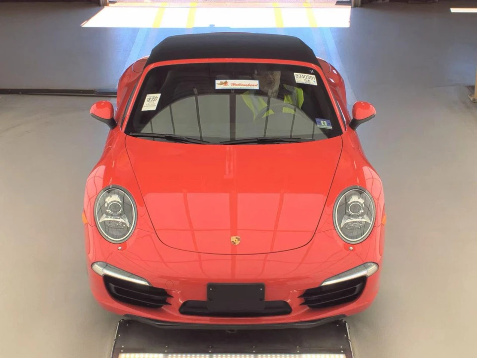 2014 Porsche 991 Carrera 4S - Image 9 of 26