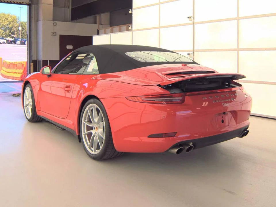 2014 Porsche 991 Carrera 4S - Image 14 of 26
