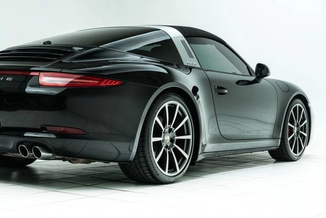 2014 Porsche 991 Carrera 4S - Image 10 of 20