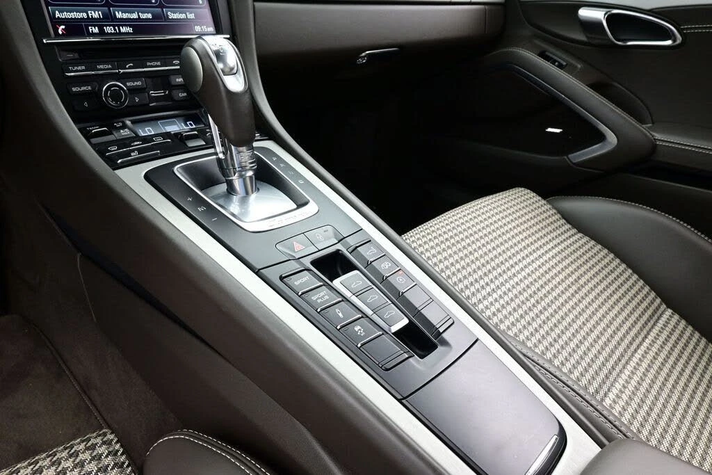 2014 Porsche 991 Carrera - Image 11 of 30