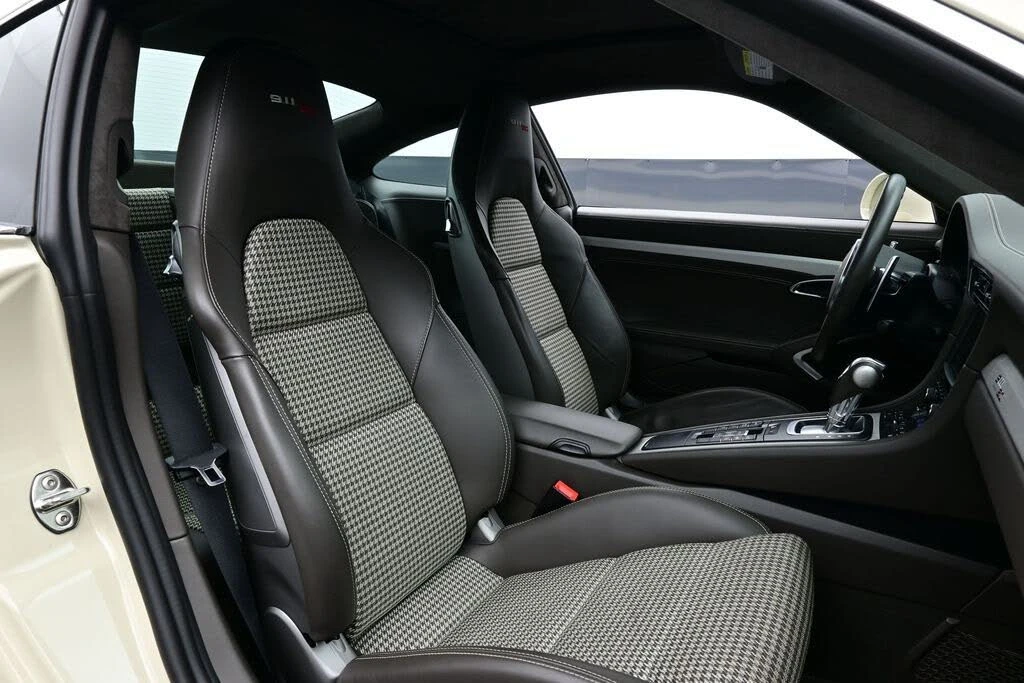 2014 Porsche 991 Carrera - Image 14 of 30