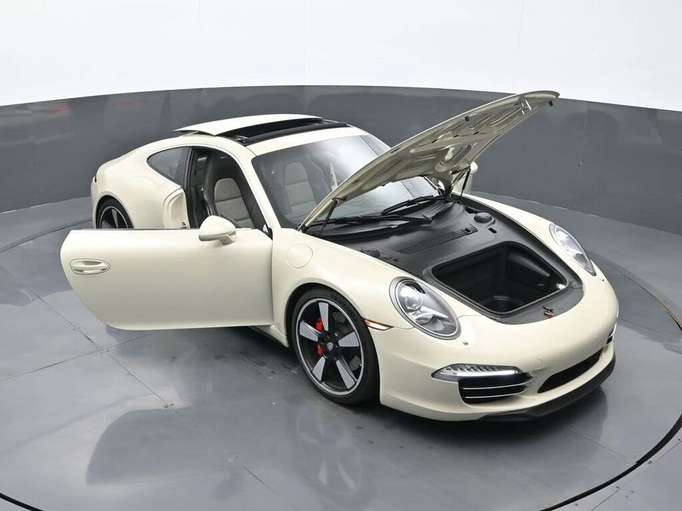 2014 Porsche 991 Carrera - Image 29 of 30