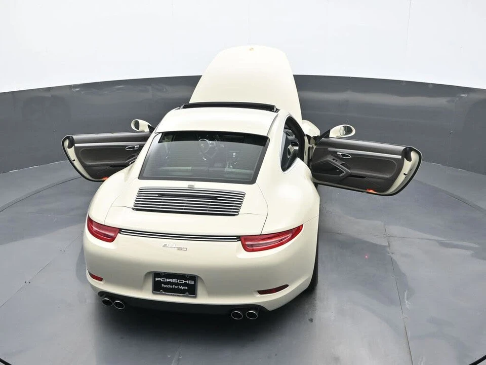 2014 Porsche 991 Carrera - Image 24 of 30