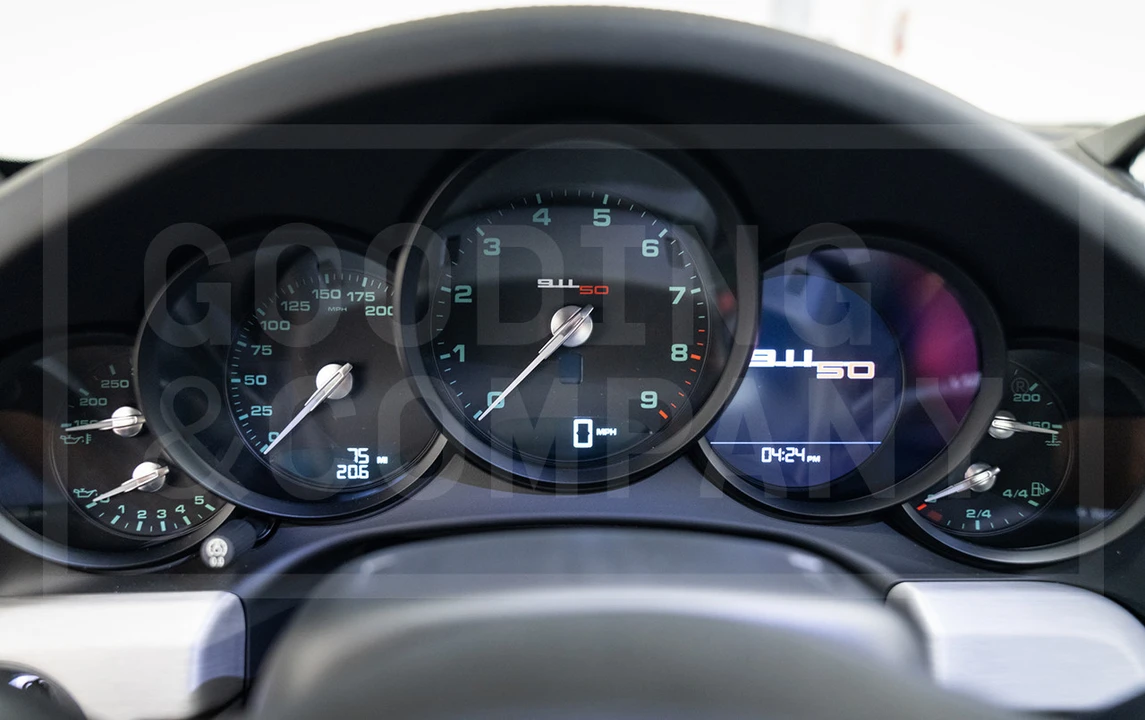2014 Porsche 911 - Image 9 of 18