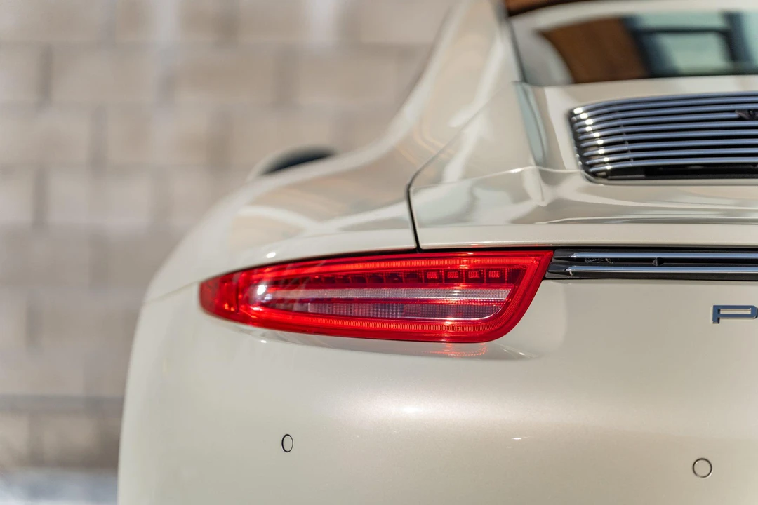 2014 Porsche 991 Carrera S - Image 24 of 31