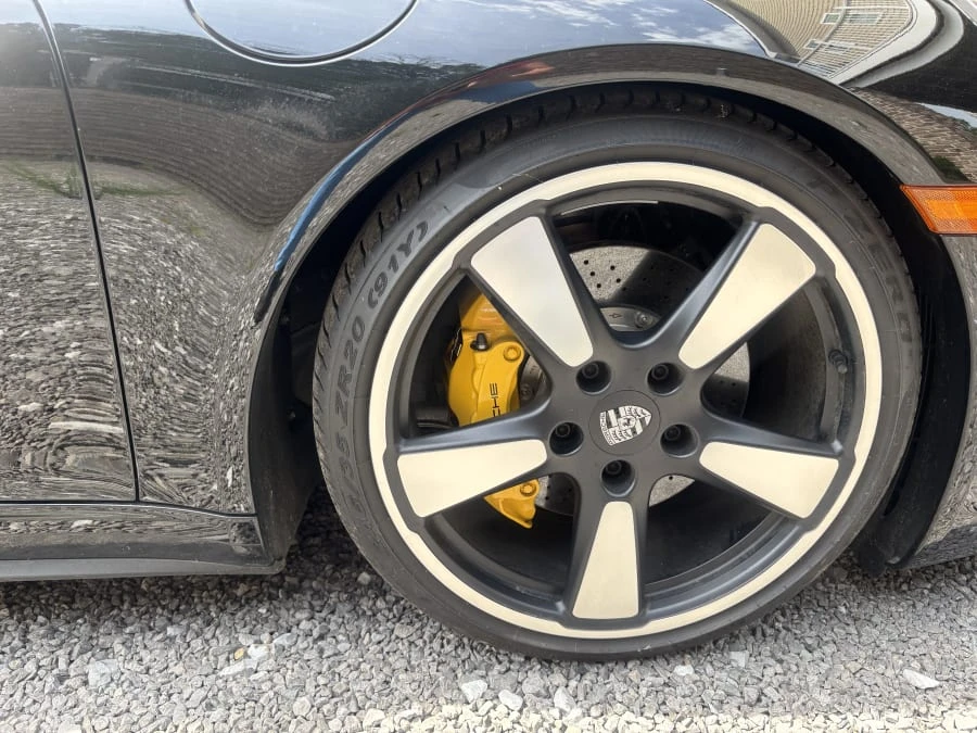 2014 Porsche 911 - Image 19 of 31