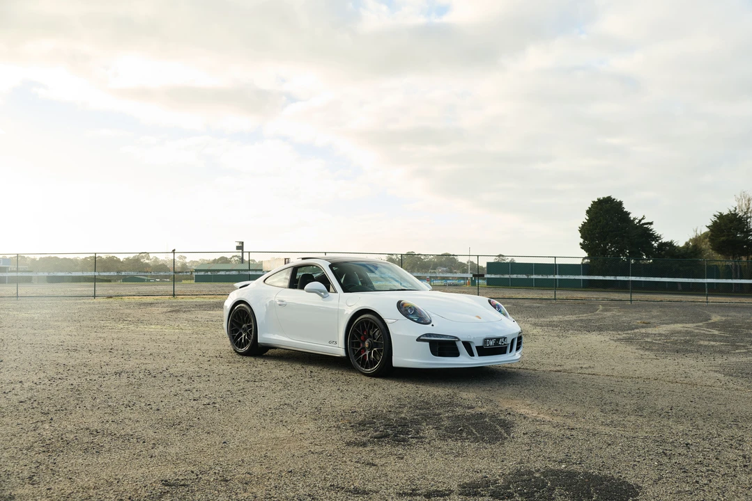 2014 Porsche 991 Carrera GTS - Image 11 of 31