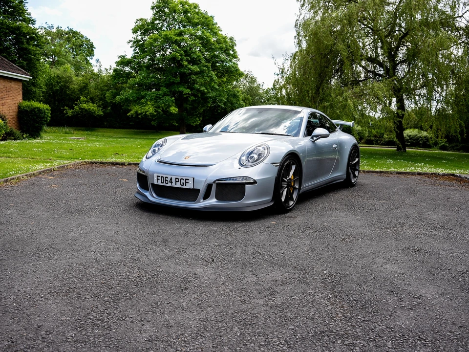 2014 Porsche 991 GT3 - Image 11 of 31