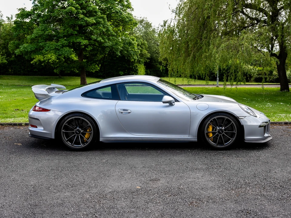 2014 Porsche 991 GT3 - Image 16 of 31